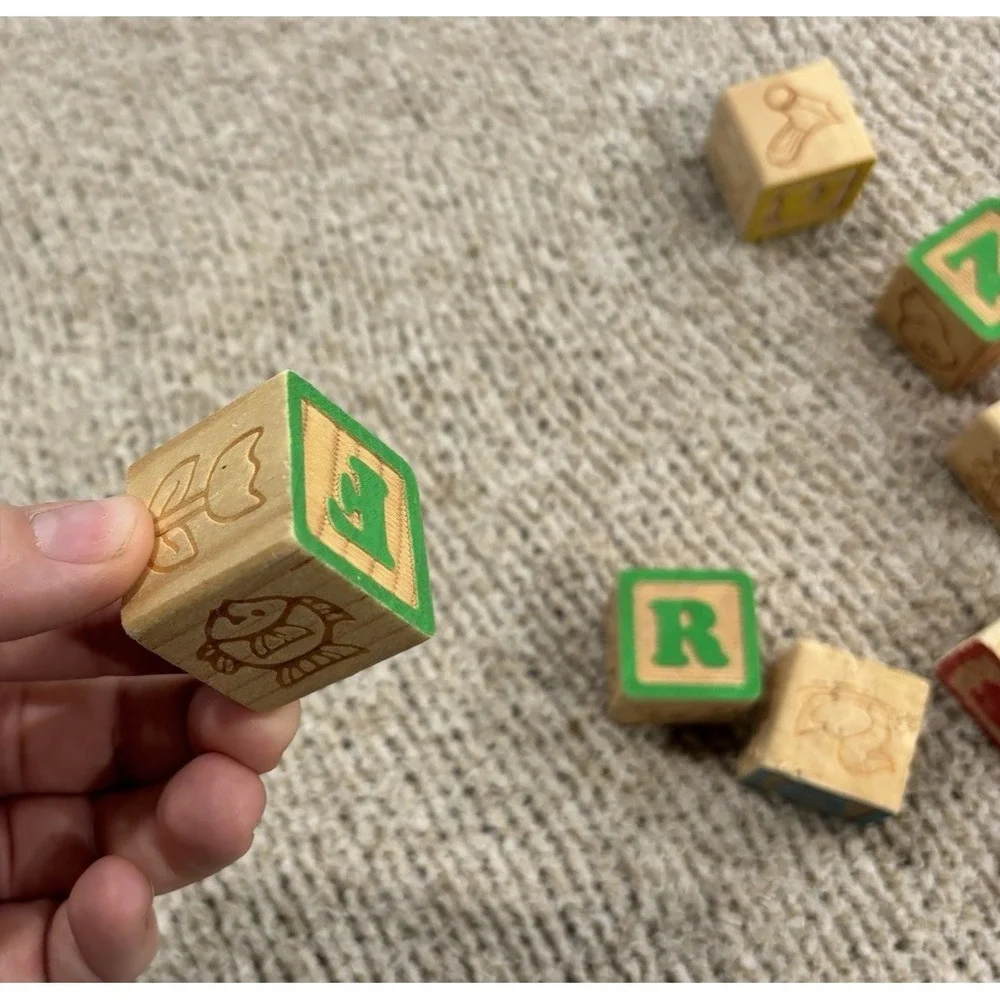 Kids Wood Alphabet Blocks Assorted Set of 20 Vtg Classic Ed Toy Multicolor